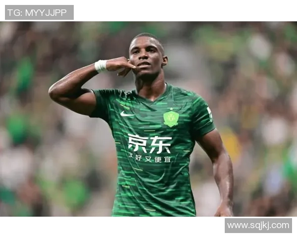 有人浅笑庆祝，有人伤感离场，国安队的2025赛季就此闭幕